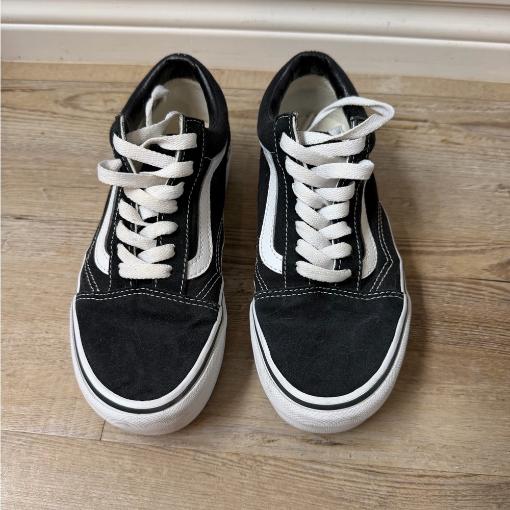 Women’s Platform Vans